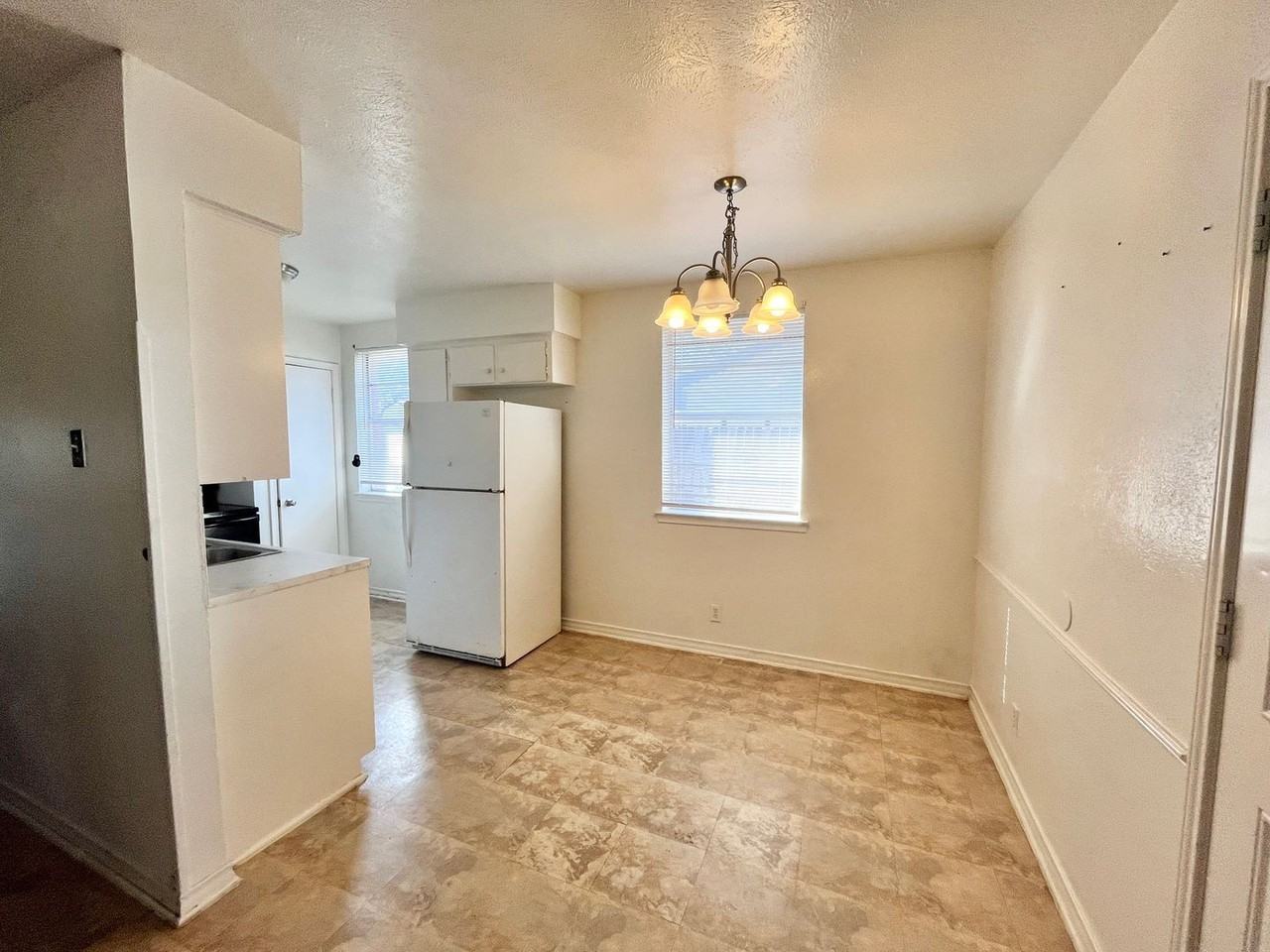 2427 January Ln - Photo 3 of 14