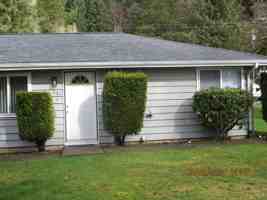 featured image of 631 N 13th St