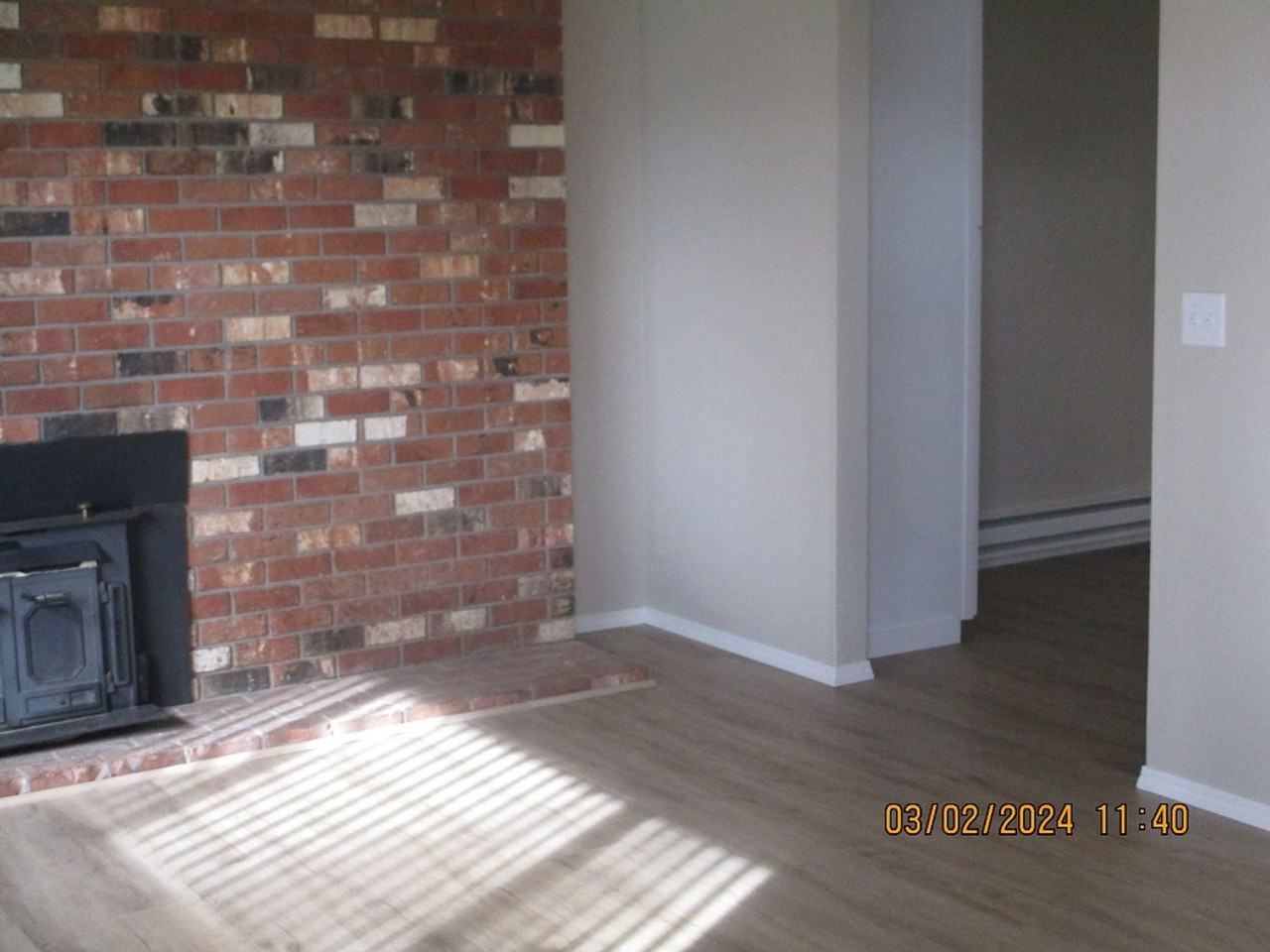 631 N 13th St - Photo 3 of 13