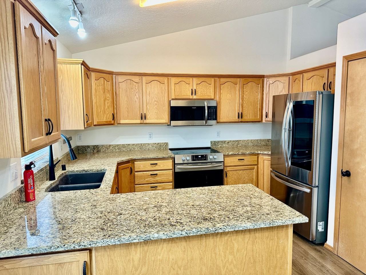 8311 E Bull Pine Ln - Photo 4 of 19