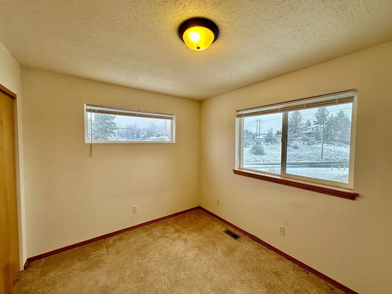 8311 E Bull Pine Ln - Photo 5 of 19