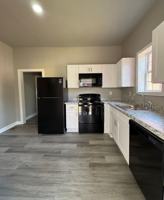 featured image of 118 E 14th St