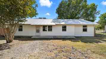 featured image of 200 Valley Acres Dr