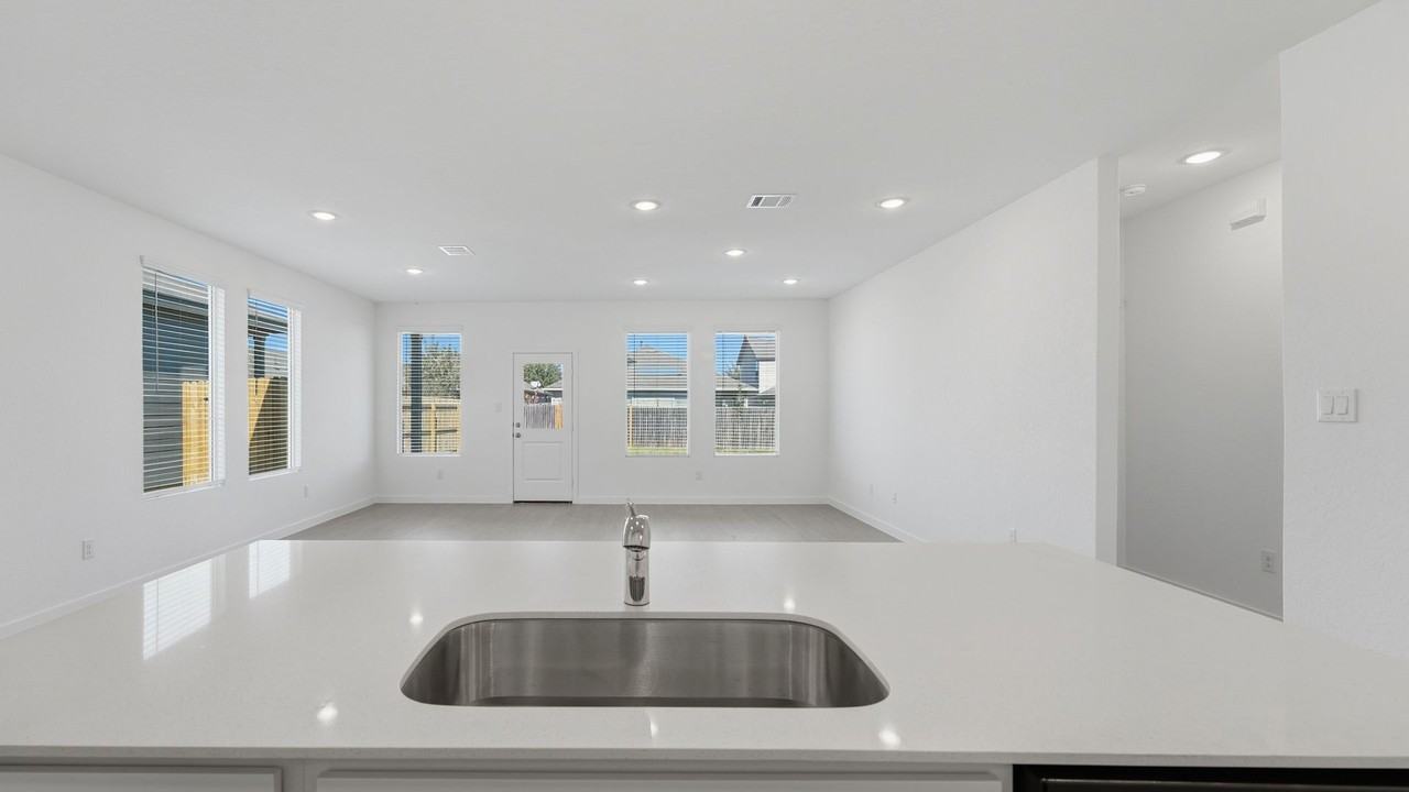 2657 Gallic Rooster - Photo 4 of 39