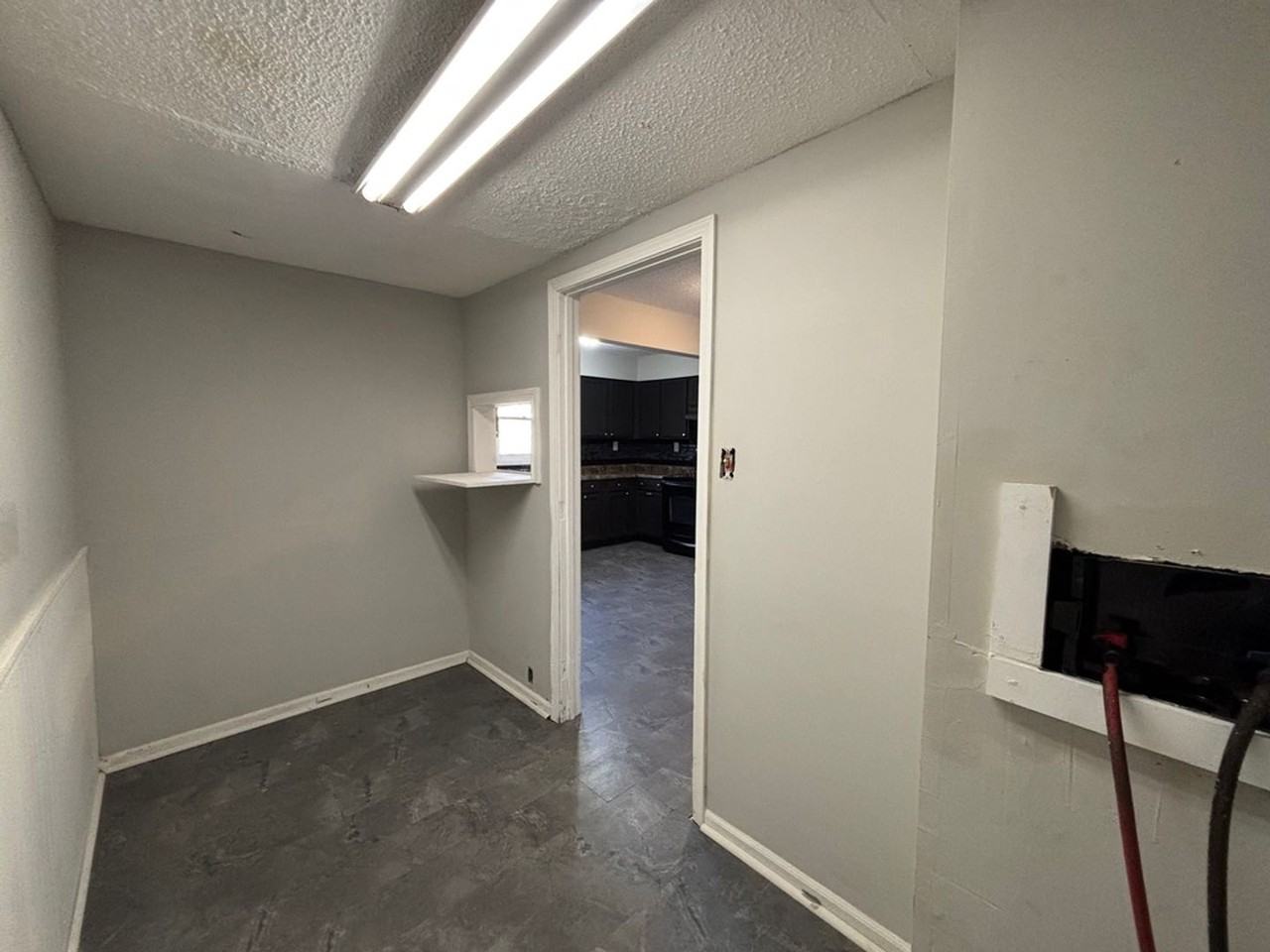 5430 Michigan Ave - Photo 7 of 20