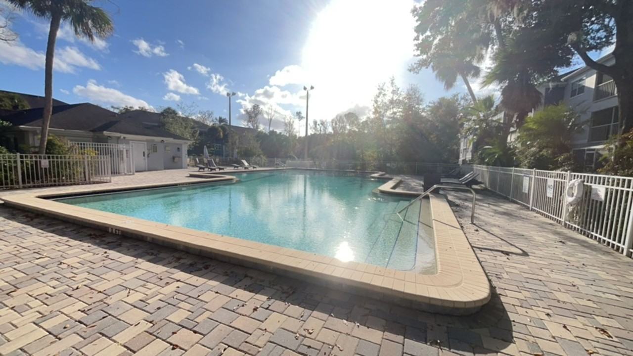 8209 Olympia Ct - Photo 2 of 2