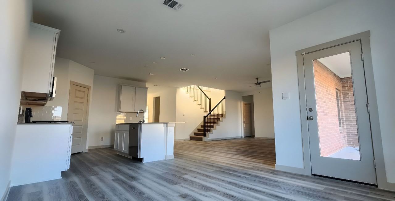 3711 Jayci Lake Trce - Photo 3 of 9