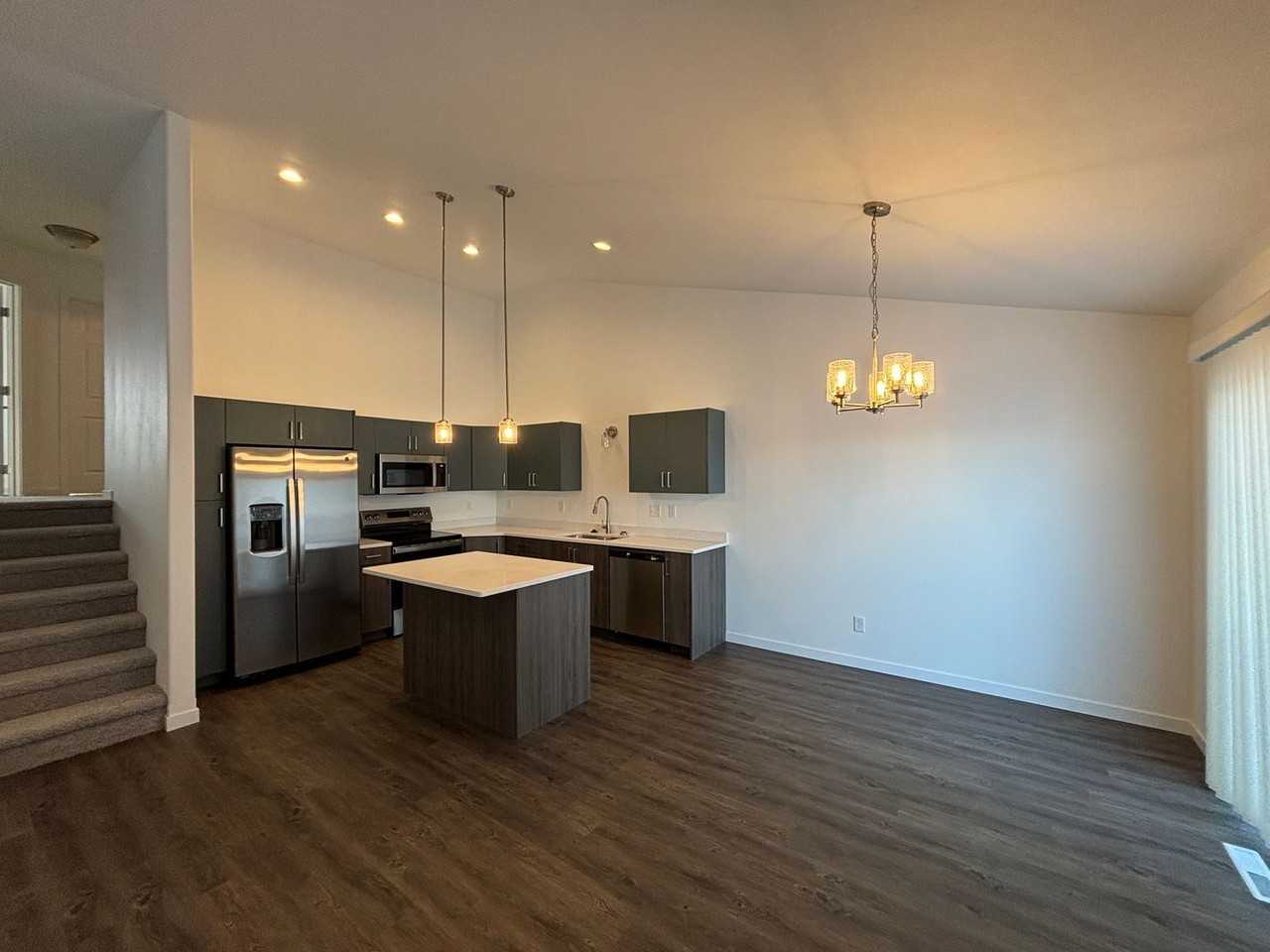 7203 30th St S - Photo 2 of 20