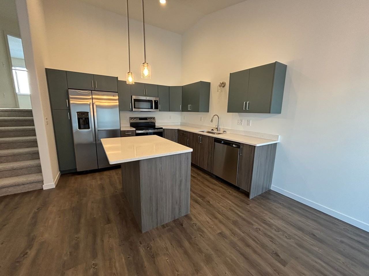 7203 30th St S - Photo 3 of 20