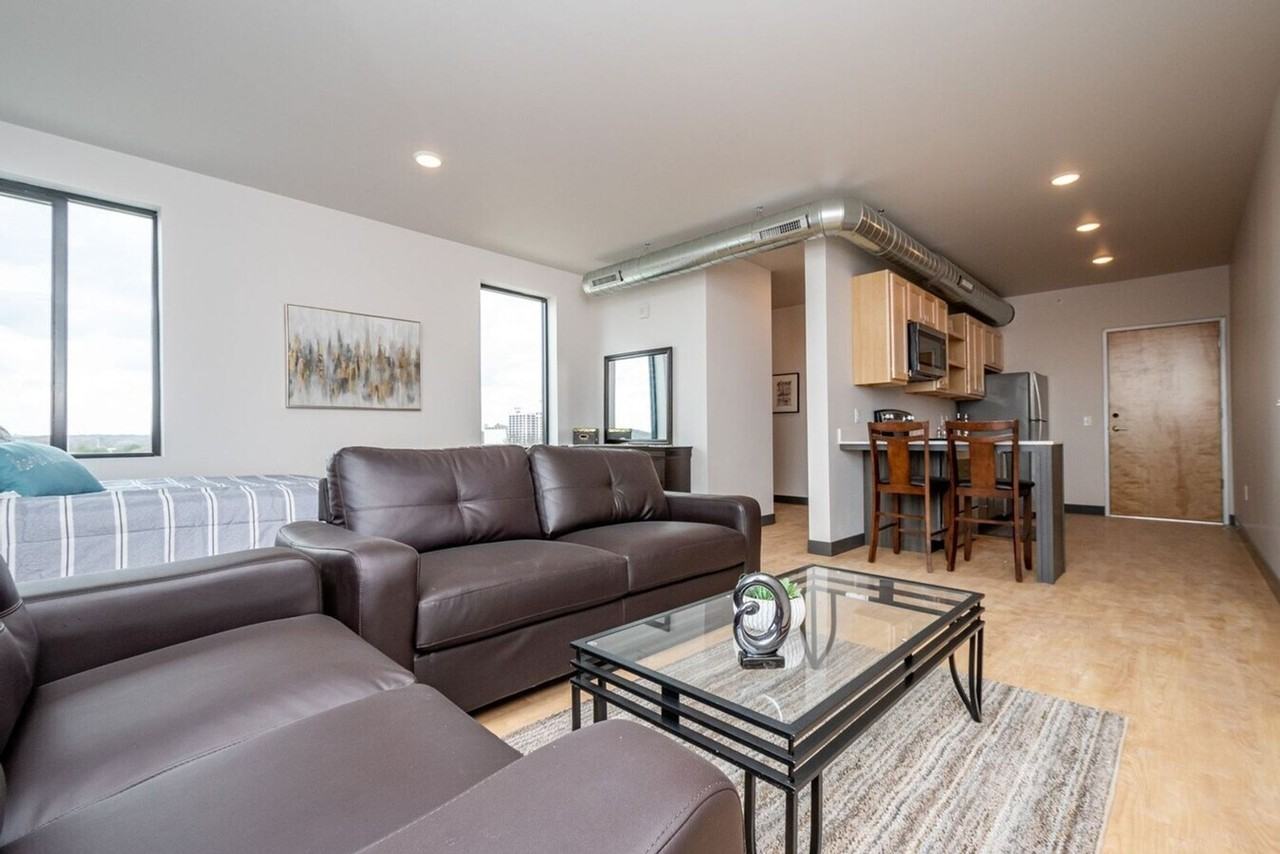 245 Kingston Cedar Rapids - Photo 5 of 16