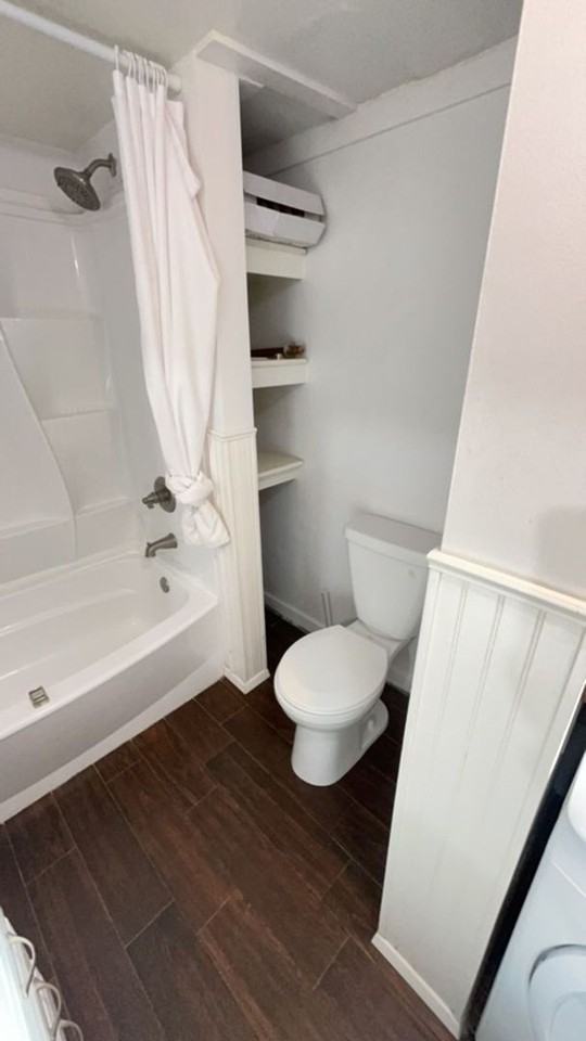 128 Deuel St - Photo 6 of 10