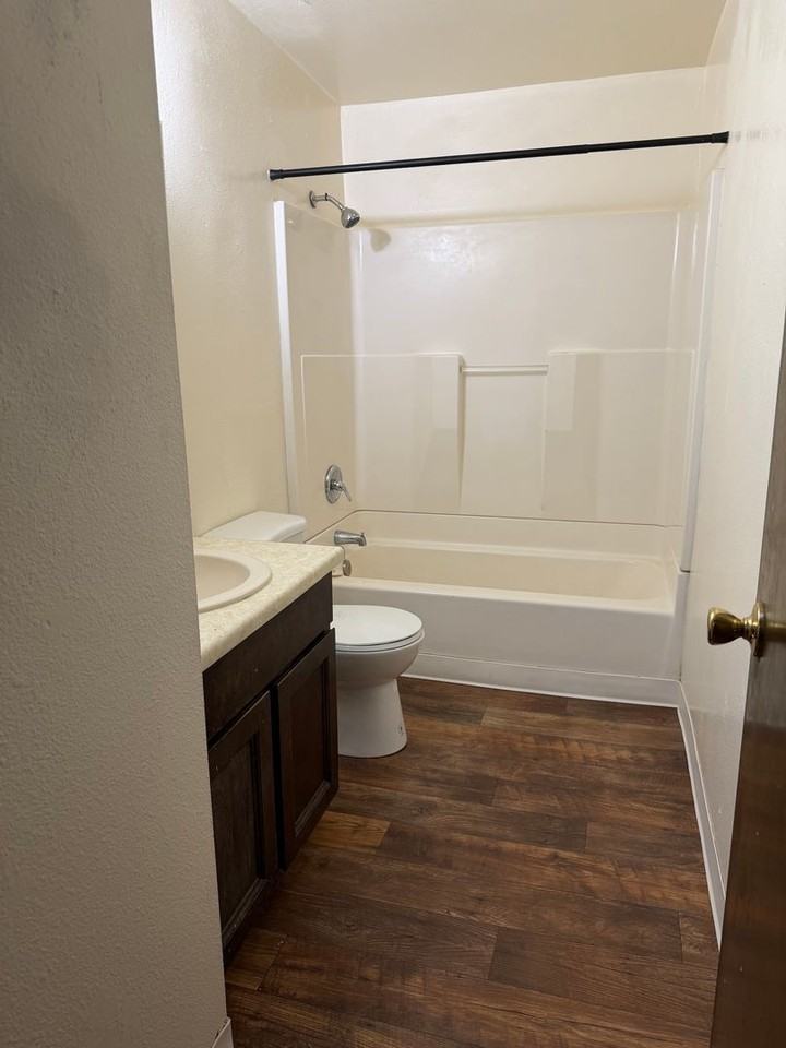 204 Nw 14th St - Photo 7 of 17