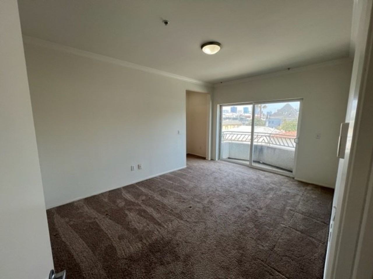 906 S Serrano Ave #403 - Photo 6 of 15