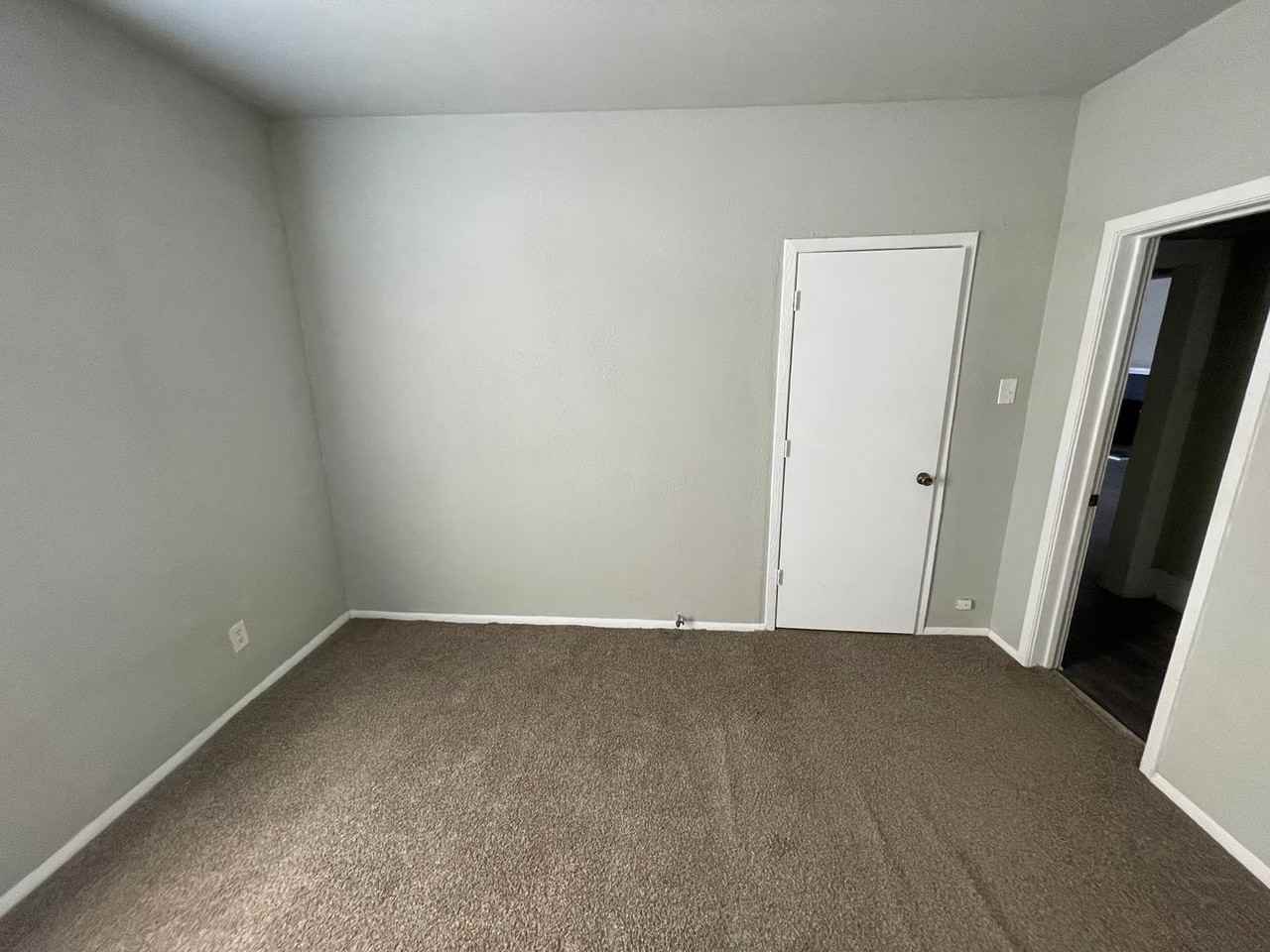 857 Mulberry St - Photo 2 of 11