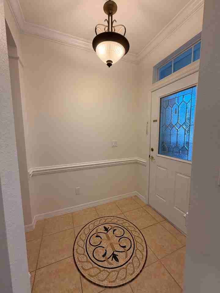 6634 Duncaster St - Photo 3 of 40