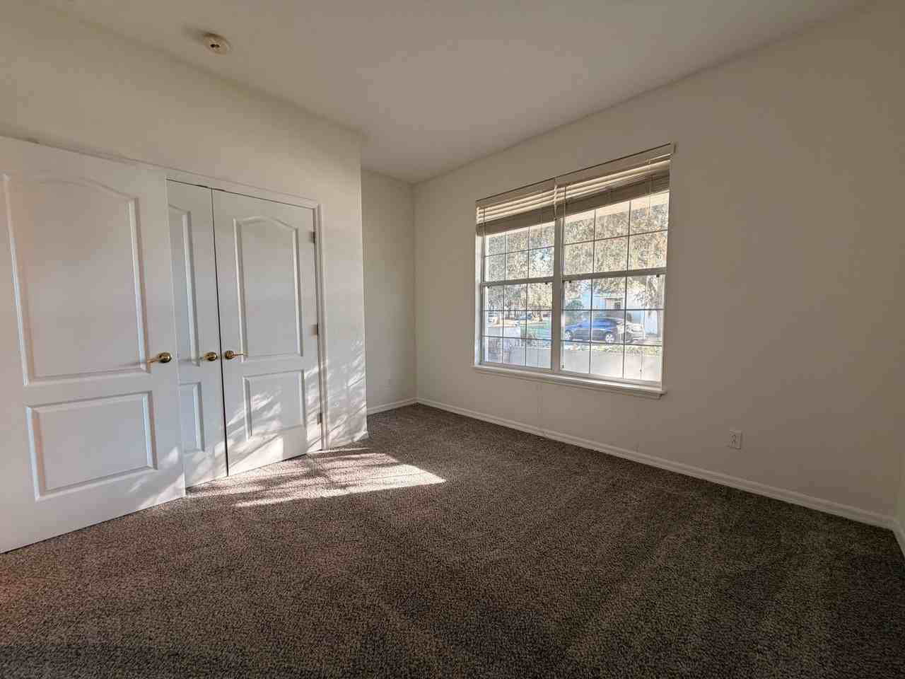 6634 Duncaster St - Photo 6 of 40