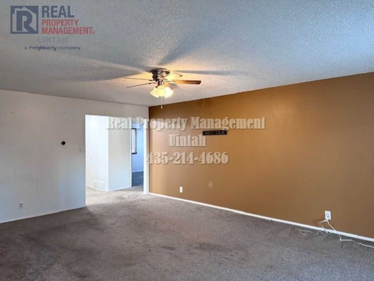 141 E 200 N - Photo 2 of 21