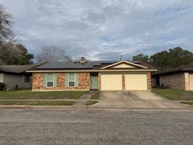 206 Timberlane Dr - Photo 1 of 1