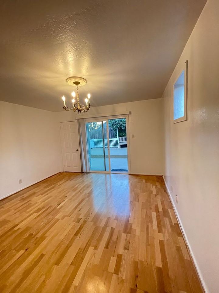 104 Olive Ave - Photo 7 of 19