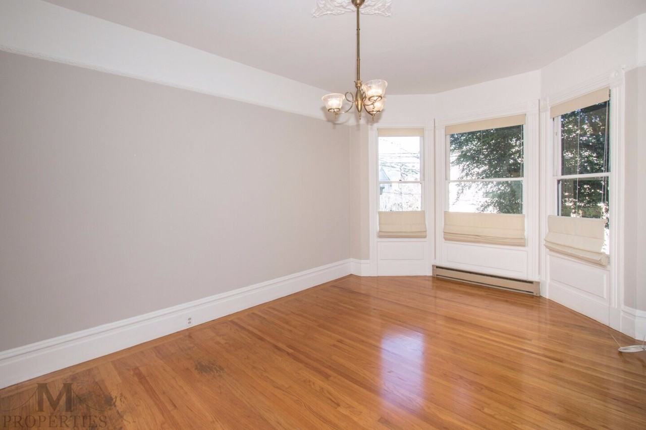 4443 20th St - Photo 6 of 28