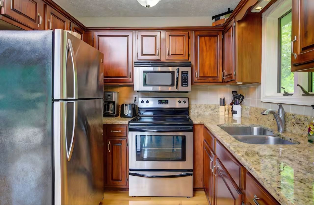 388 Hideaway Farm Rd - Photo 5 of 16