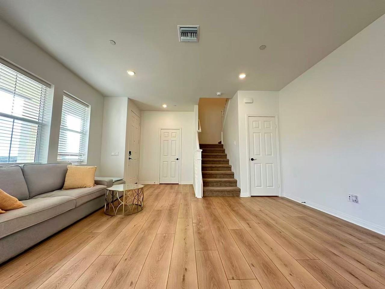 3904 E Coronado Privado - Photo 3 of 18