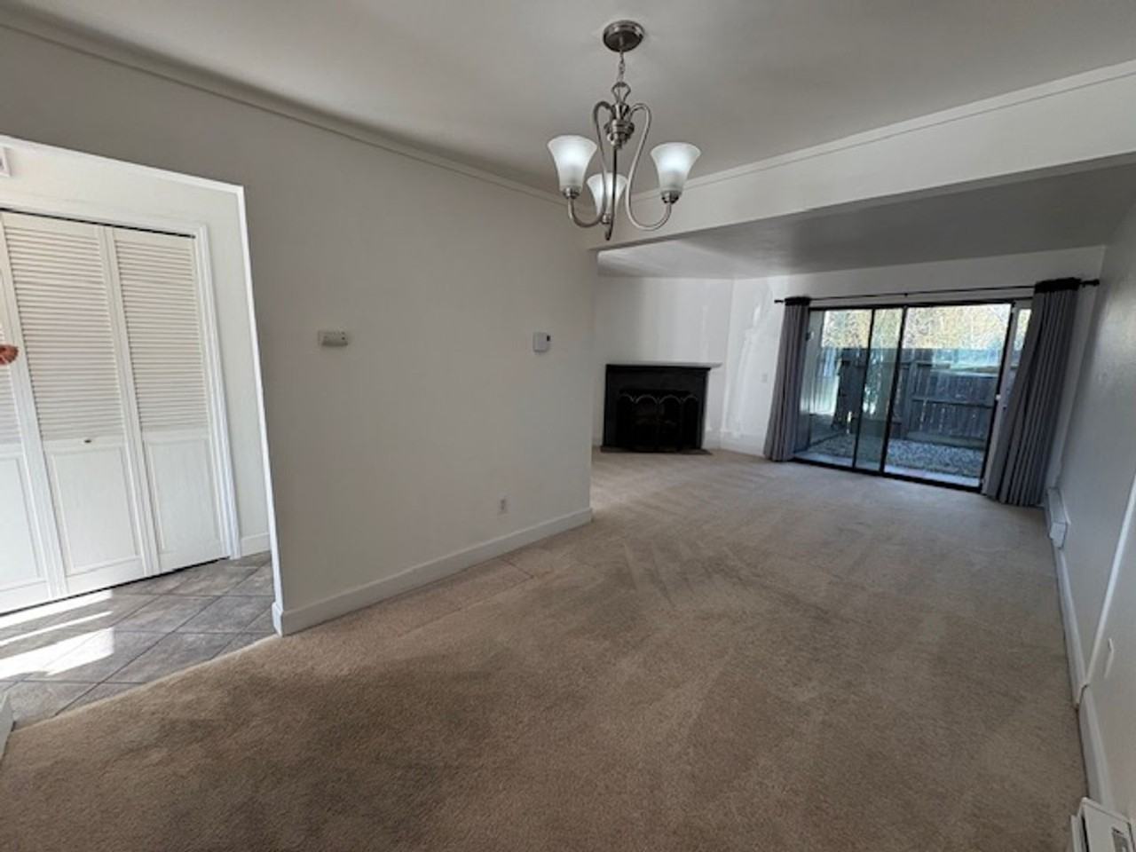 1415 Parkway Dr - Photo 5 of 22