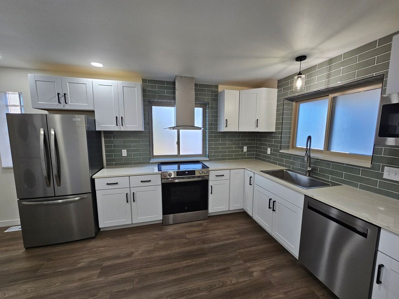 3745 Lowell Blvd - Photo 3 of 29