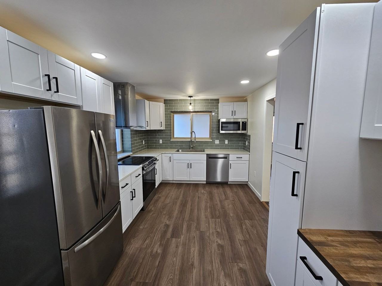 3745 Lowell Blvd - Photo 4 of 29