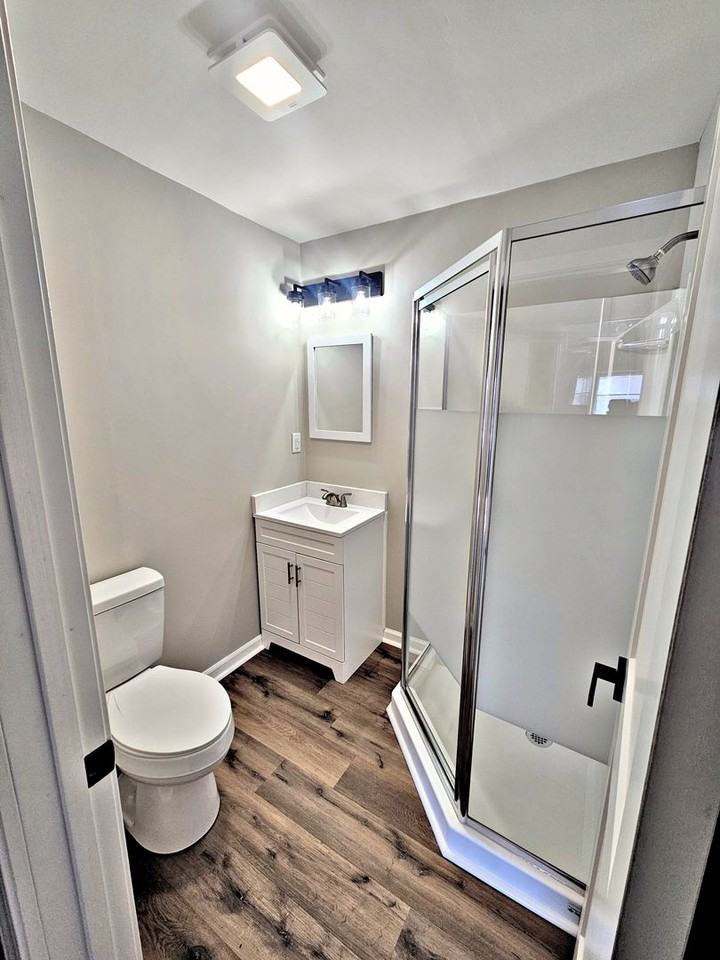 405 Woodland St Nw - Photo 6 of 13