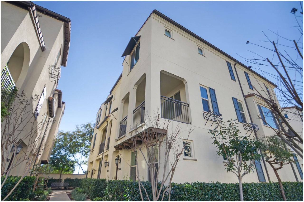 21406 Dahlia Ct - Photo 2 of 30