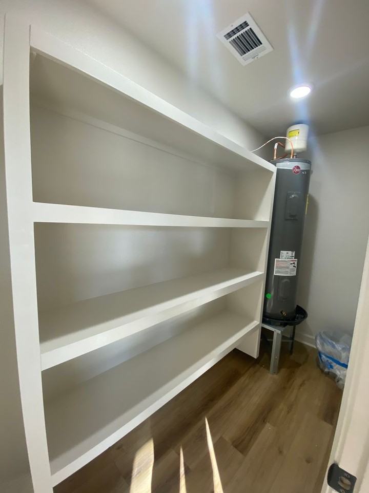 2110 Clark St - Photo 6 of 10