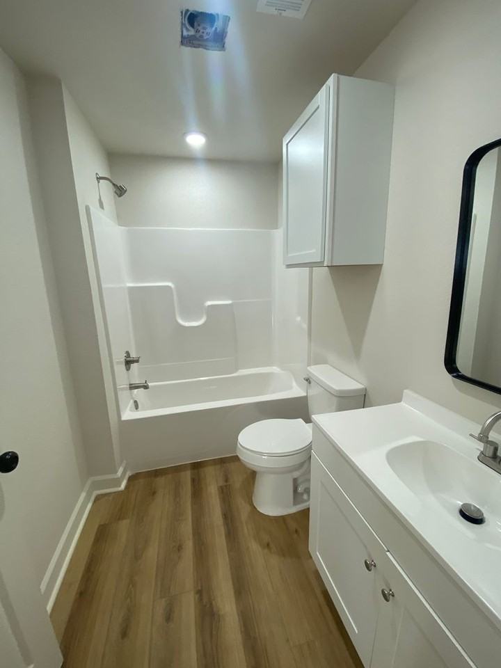 2110 Clark St - Photo 7 of 10