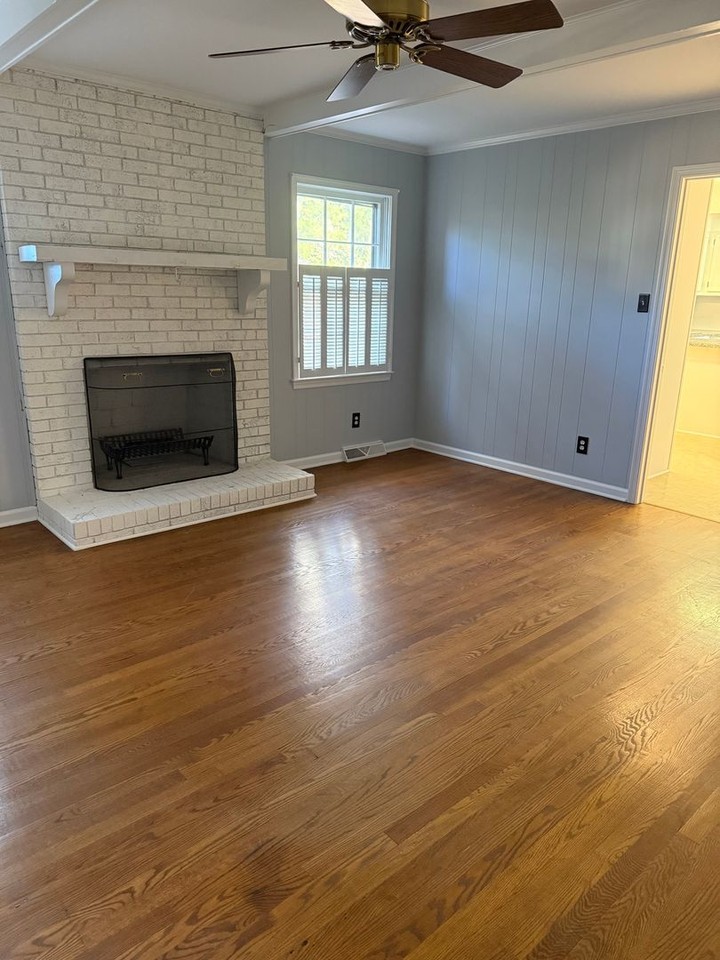 6104 Buckhorn Rd - Photo 5 of 19