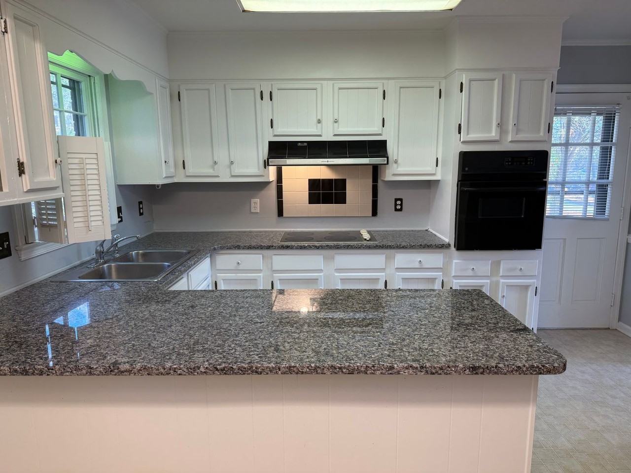 6104 Buckhorn Rd - Photo 6 of 19