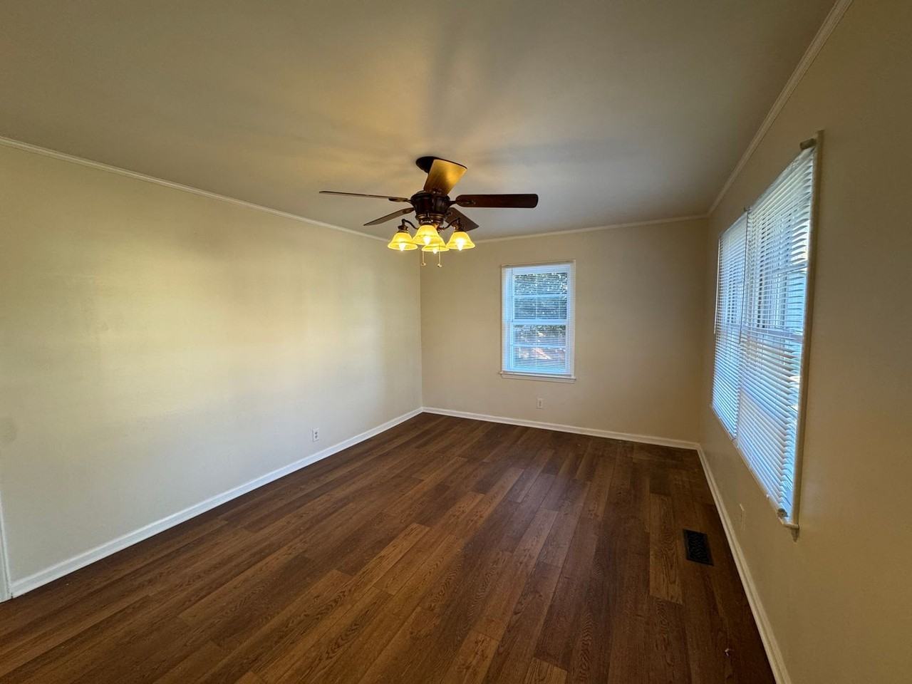 18 Barnes Dr - Photo 2 of 15