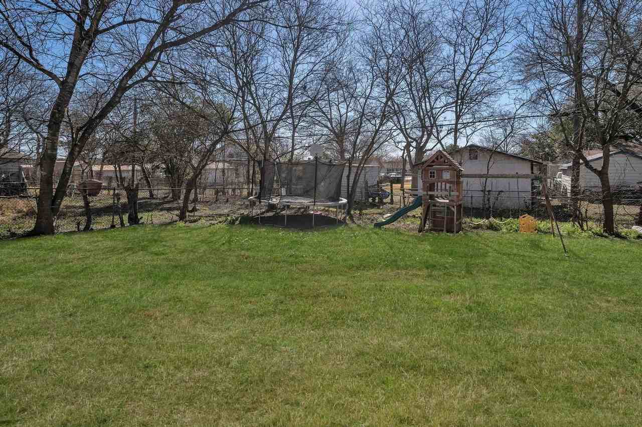 162 Mcdougal Ave - Photo 3 of 16