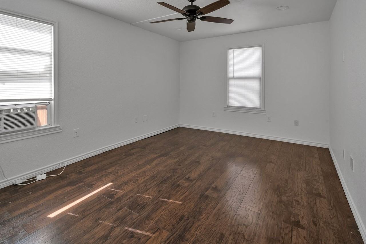 162 Mcdougal Ave - Photo 7 of 16