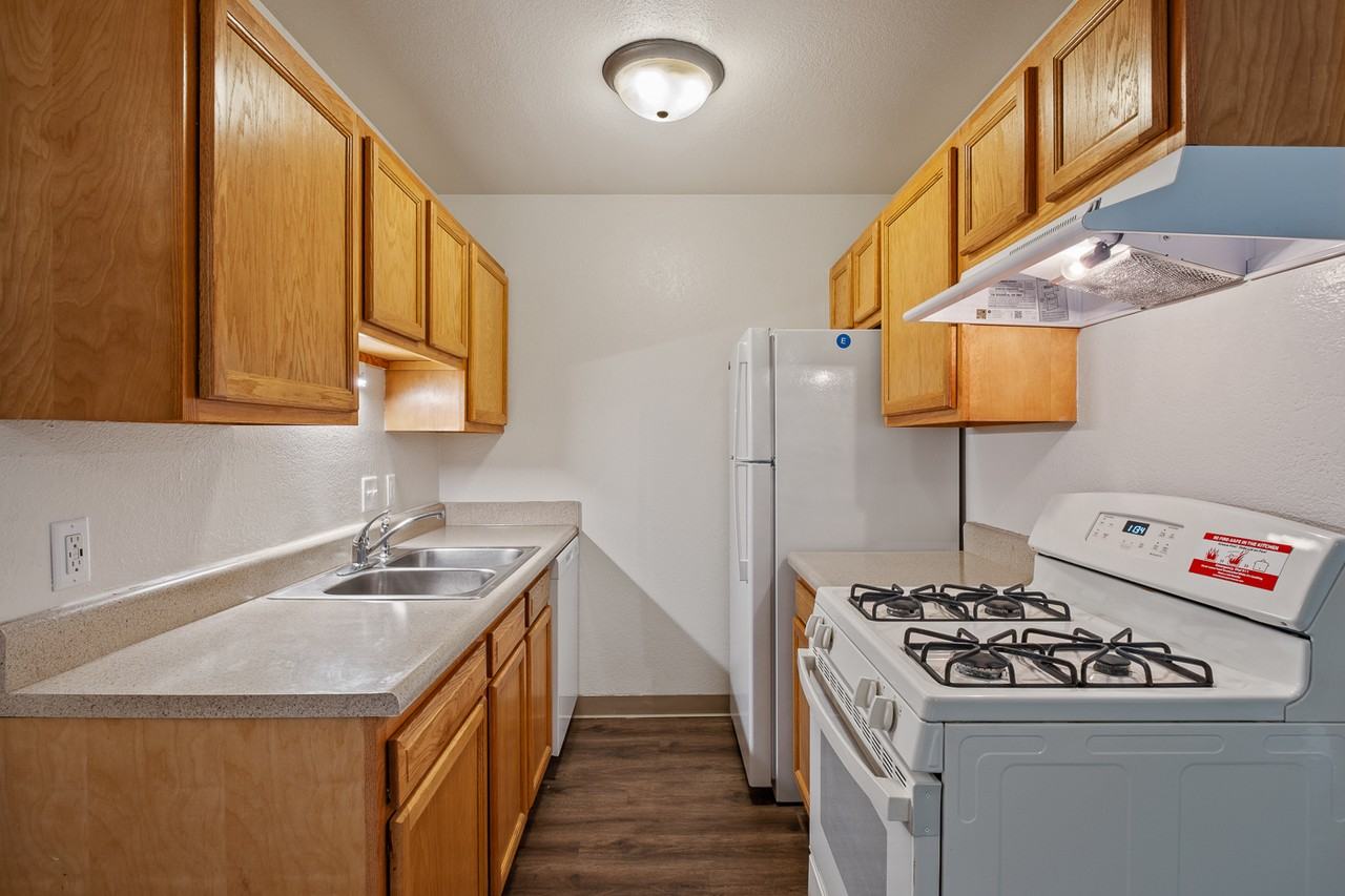 Prairie Creek Apartments - Photo 6 of 14