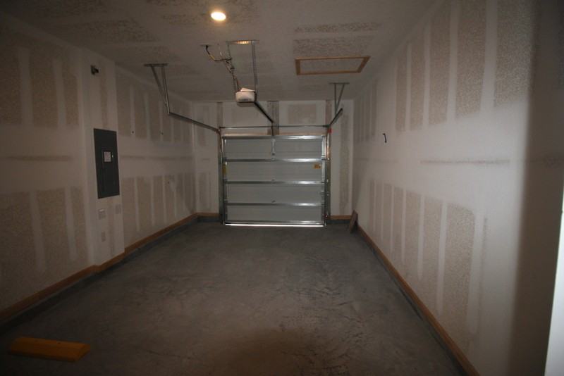 9485 Star Dr #1 - Photo 6 of 10