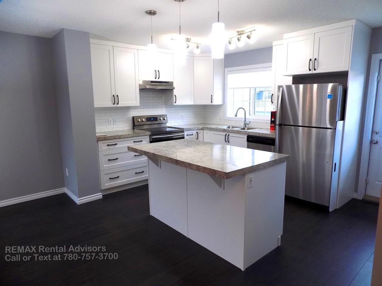 20 Augustine Cres - Photo 3 of 20