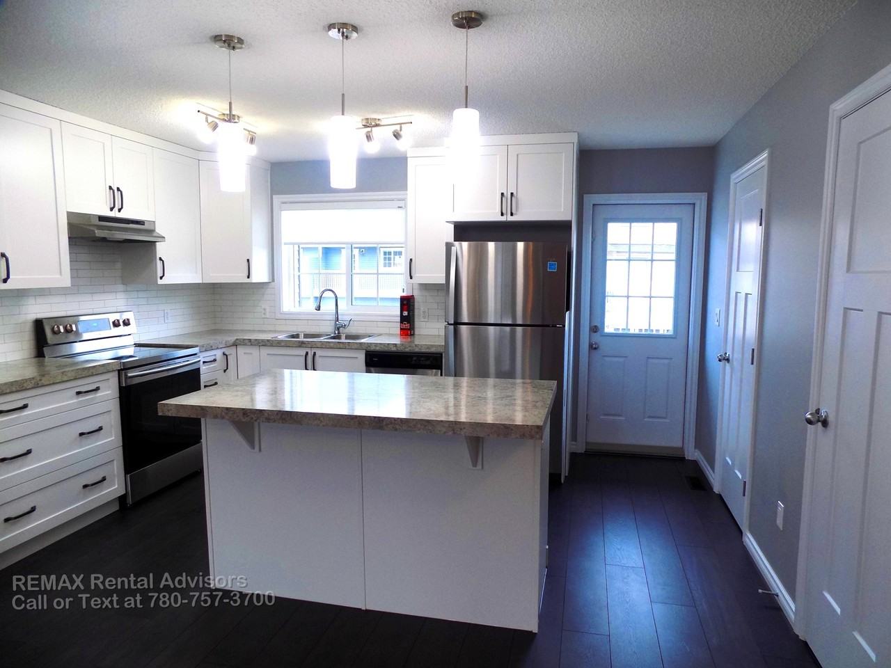 20 Augustine Cres - Photo 4 of 20