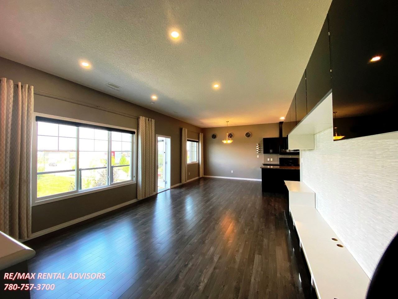 1030 Chappelle Blvd Sw - Photo 6 of 19