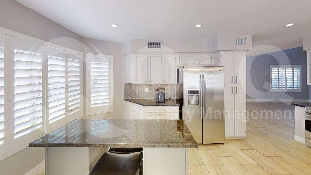 6041 E Sierra Morena St - Photo 3 of 10