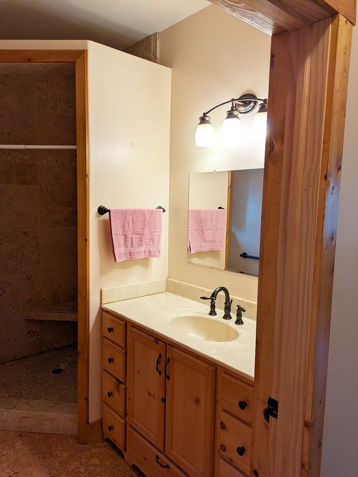 291 Leamon Dr - Photo 7 of 9