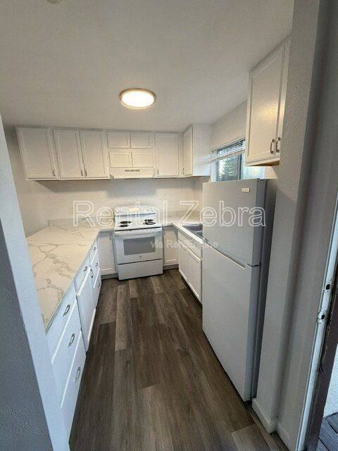 1400 SW Blvd #O - Photo 2 of 10