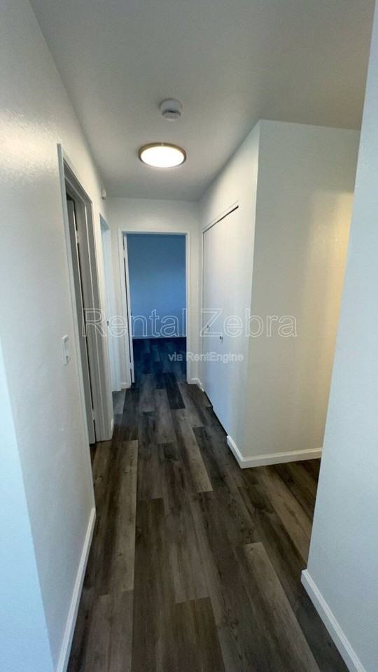 1400 SW Blvd #O - Photo 7 of 10