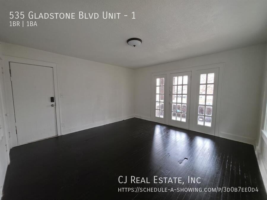 535 Gladstone Blvd #1 - Photo 2 of 9