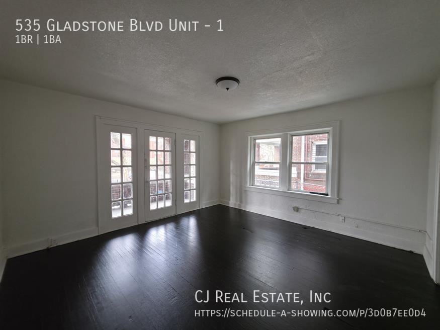 535 Gladstone Blvd #1 - Photo 3 of 9