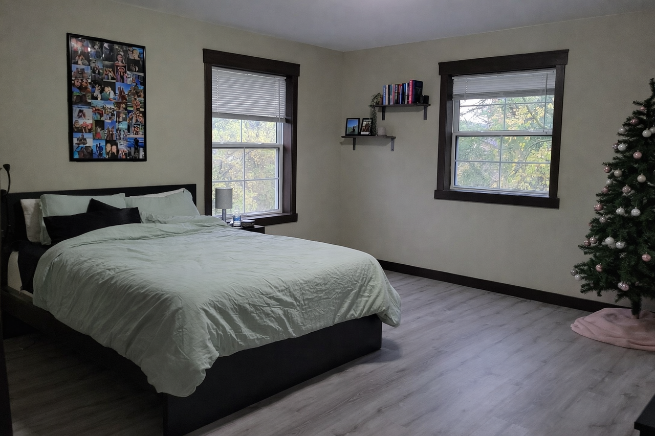 919 Lakeside Ave Apt 1 - Photo 7 of 15